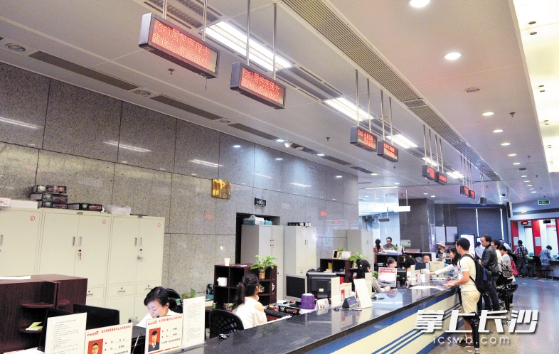 鞍山同城24小时医保提取(同城医保卡转移怎么办理)