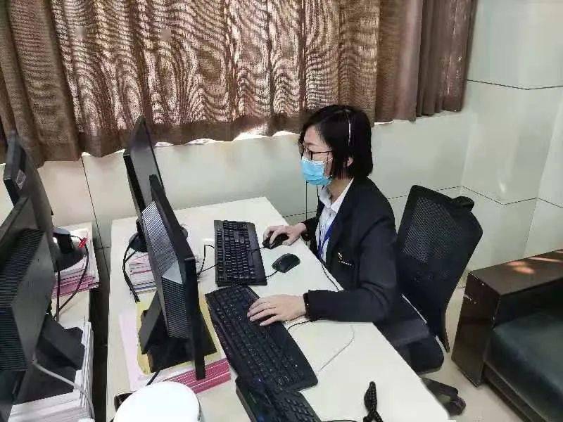 鞍山上海24小时套医保卡(上海24小时套医保卡的银行)