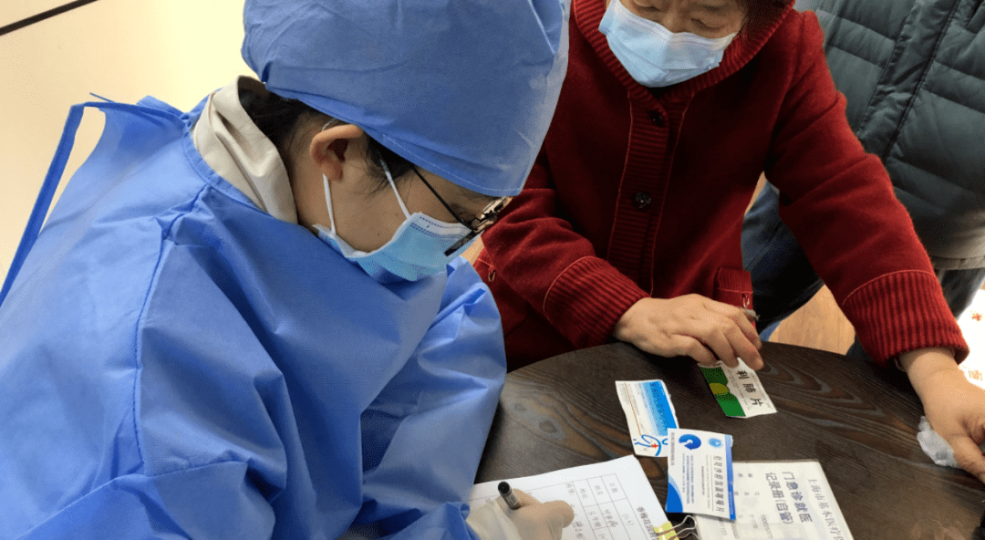 鞍山24小时套医保卡回收商家(急用钱24小时医保提取)