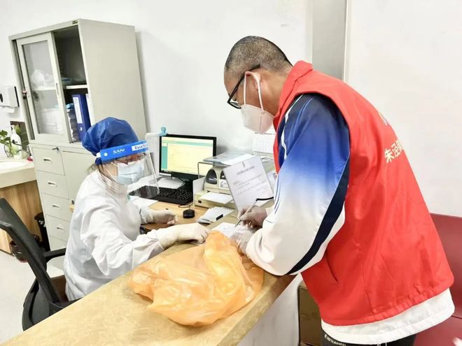 鞍山24小时高价回收医保(24小时高价回收医保医保套出)